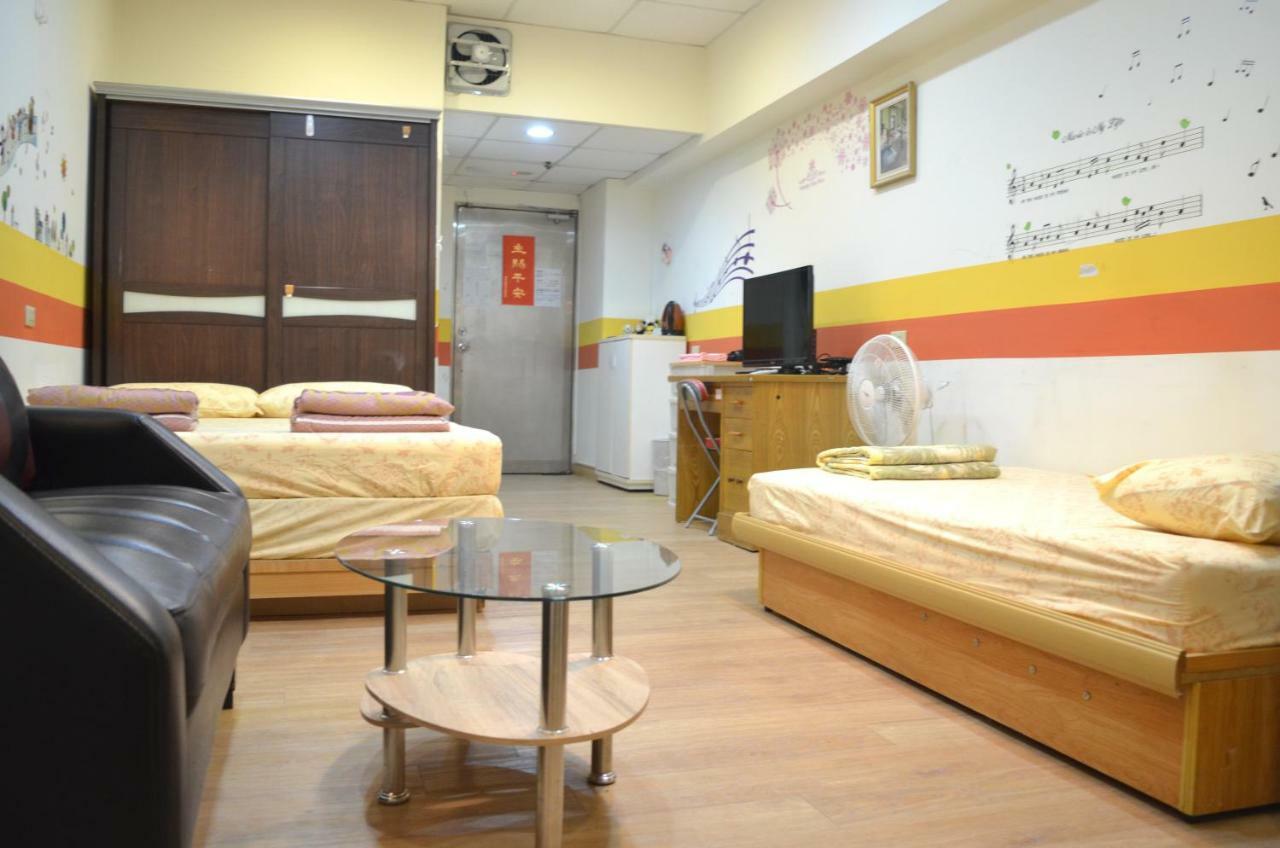 Holo Hostel Taipei Extérieur photo